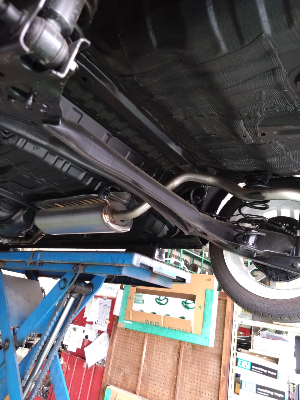 N-ONE　リアスタビ取り付け