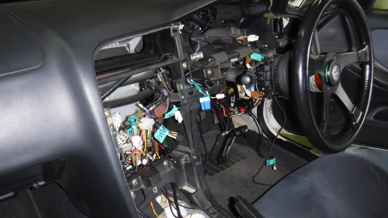 ダッシュボード　ばらし